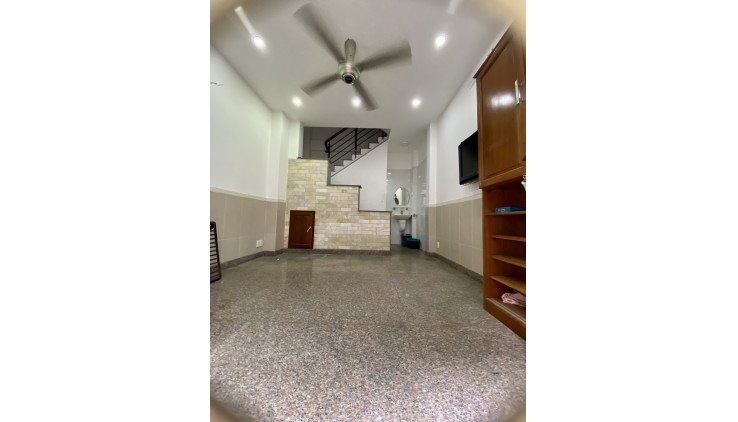 BÁN NHÀ QUẬN 3, ĐƯỜNG LÝ CHÍNH THẮNG, 41M2, NHỈNH 5 TỶ.